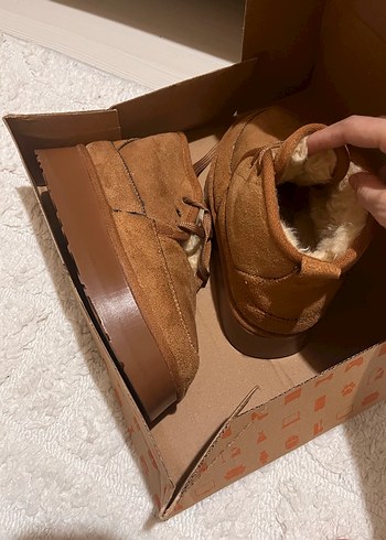 Ugg Kadın Kalın Topuklu Yuvarlak burunlu İçi kürklü Bot - Görsel 2