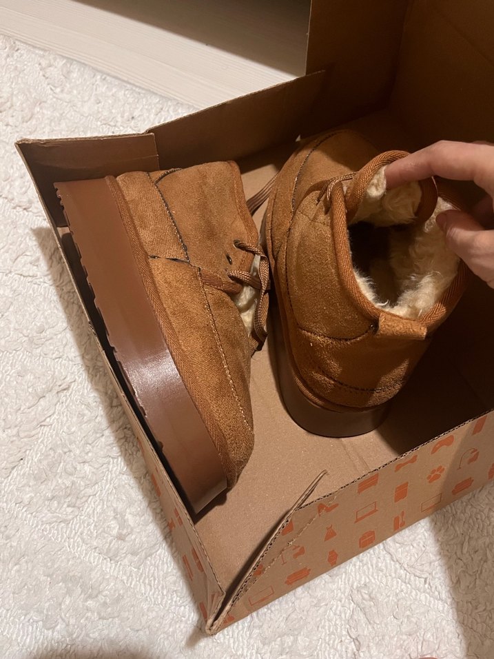 Ugg Kadın Kalın Topuklu Yuvarlak burunlu İçi kürklü Bot - Görsel 2