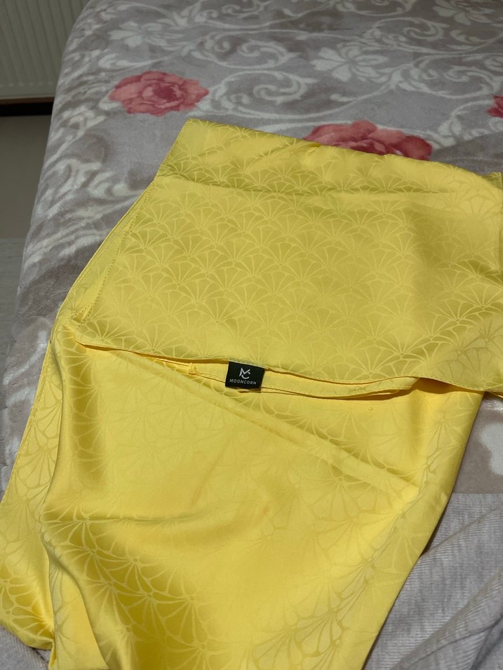 Sarı Jakar Kadın Şal - Görsel 2