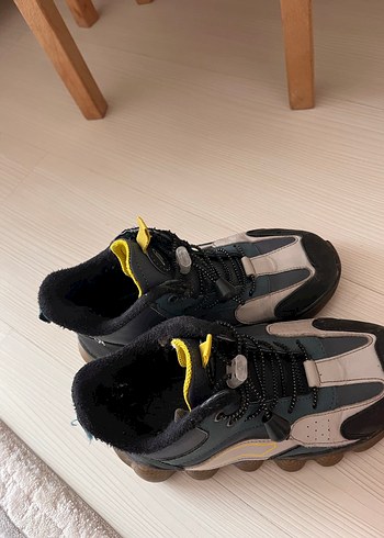 Gri Erkek Çocuk Bot Ayakkabı Bağcıklı - Görsel 3