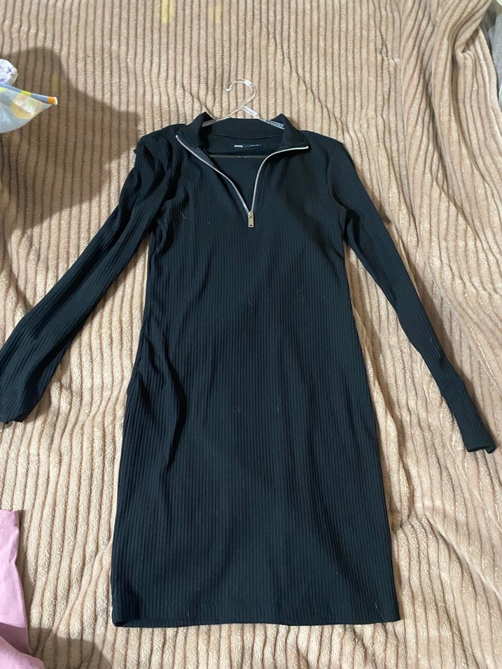 Siyah Uzun Kollu Yüksek Yakalı Kalem Elbise - Görsel 2