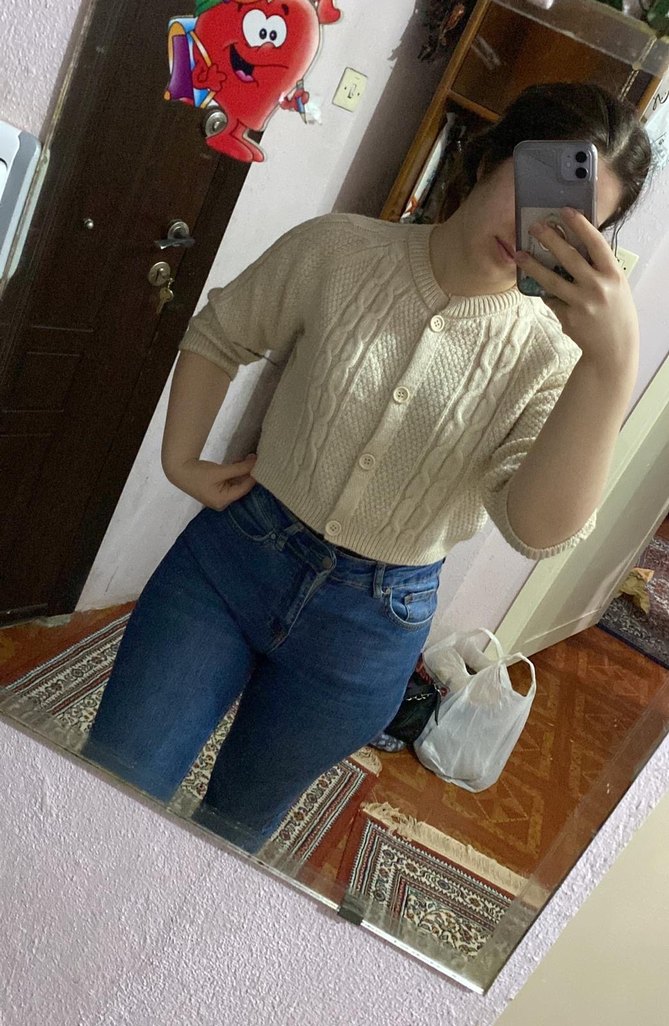 Bej Kısa Düğmeli Kadın Kazak - Görsel 3