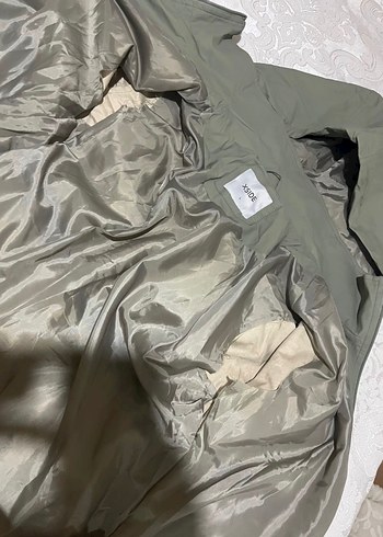 Kapüşonlu kadın yağmurluk - Görsel 3