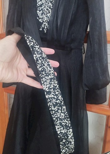 Uzun Siyah Gotik Nakışlı Kadın Abiye Elbise - Görsel 3