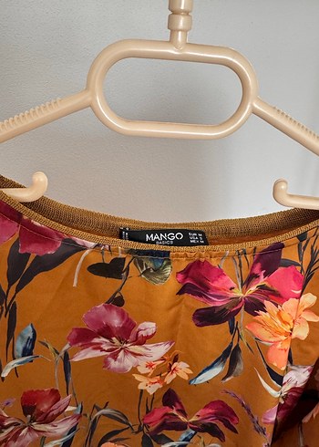 Mango Mango bluz sıfırdır