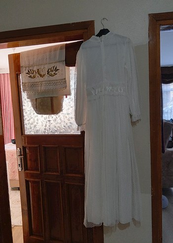 Uzun Beyaz elbise - Görsel 8