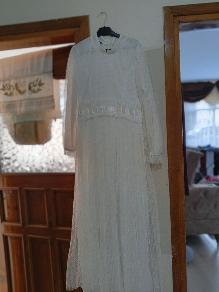 Uzun Beyaz elbise - Görsel 2