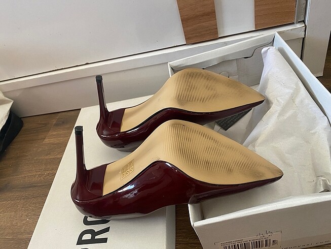 Ayakkabı dünyası Stiletto