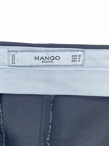 36 Beden siyah Renk Mango Kumaş Pantolon %70 İndirimli.