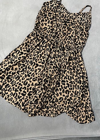 Leopar Desenli Kadın Mini Tulum - Görsel 3