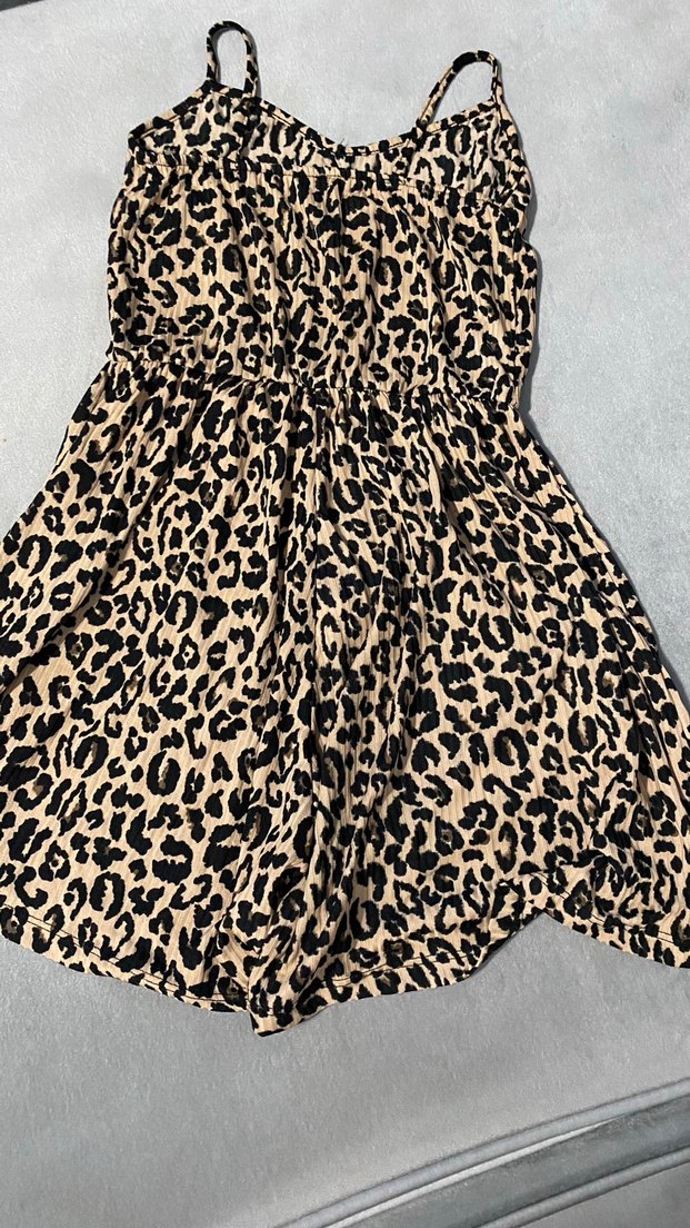 Leopar Desenli Kadın Mini Tulum - Görsel 4