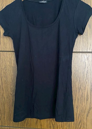 Siyah Kısa Kollu Kadın Tişört - Görsel 2