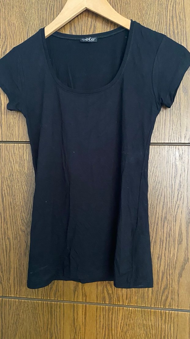 Siyah Kısa Kollu Kadın Tişört - Görsel 2