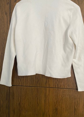 Beyaz Düğmeli Kadın Hırka - Görsel 4