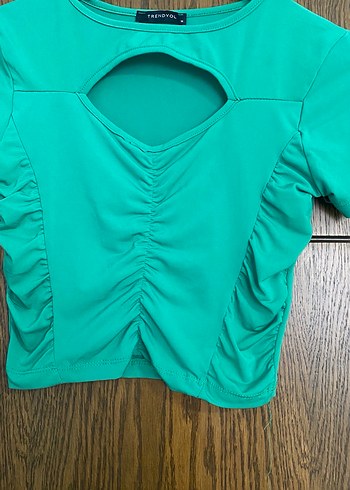 Kısa Kollu Turkuaz Crop Top - Görsel 2