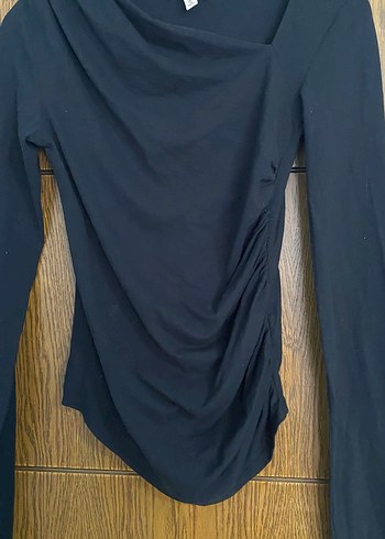 Kadın Siyah Uzun Kollu Drapeli parmak geçirmeli Bluz - Görsel 2