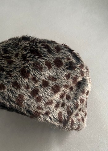 Kahverengi Kürklü Kadın Şapka - Görsel 2