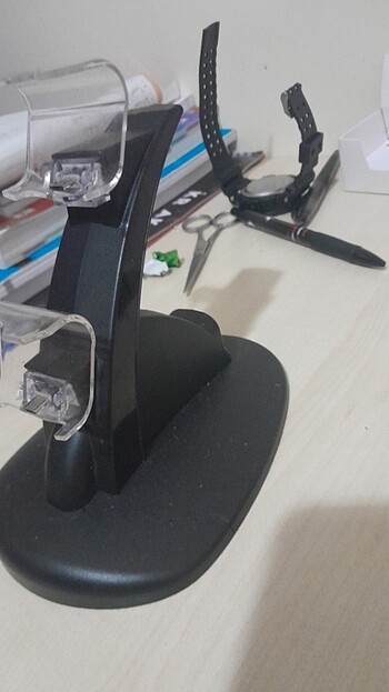 Sony PlayStation 4 kol şarj tutamací