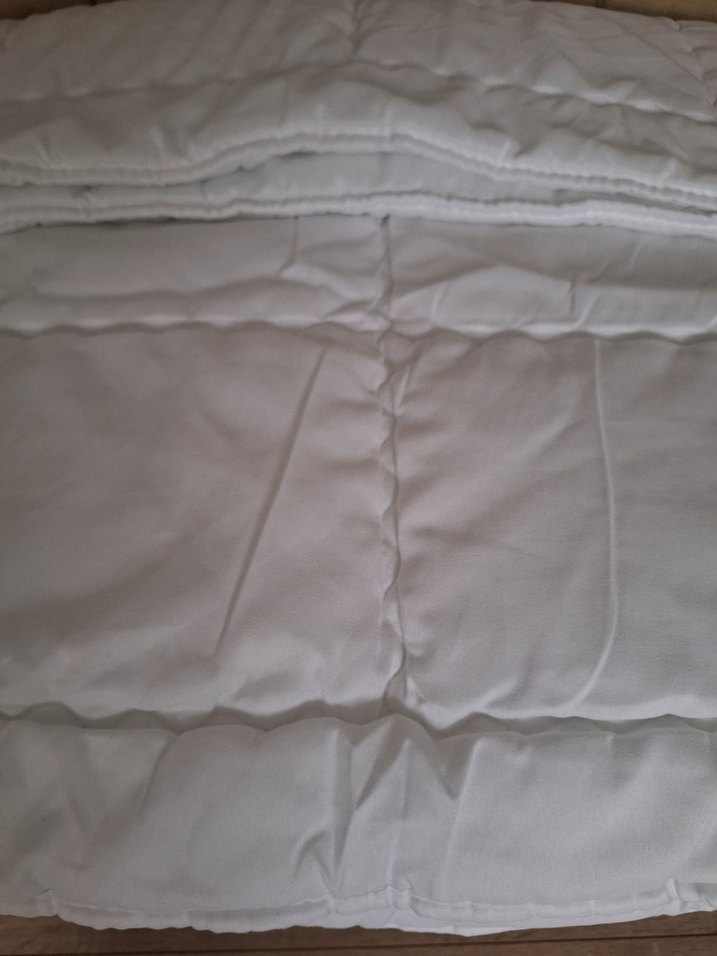 Funna Baskılı Beyaz Gri Çocuk Yorganı - Görsel 3