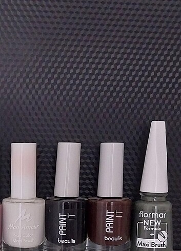Flormar Karışık renklerde oje
