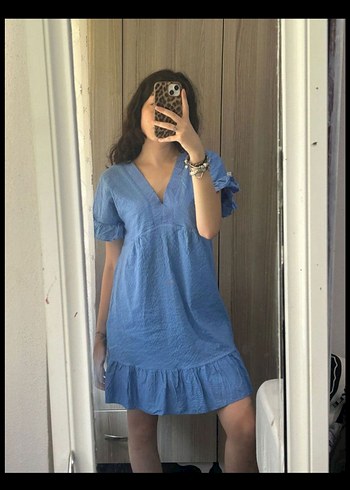 Mavi V Yaka Kısa Kollu Mini Elbise