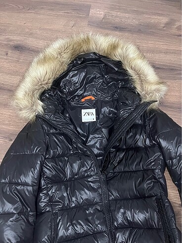 Zara kuş tüyü şişme mont