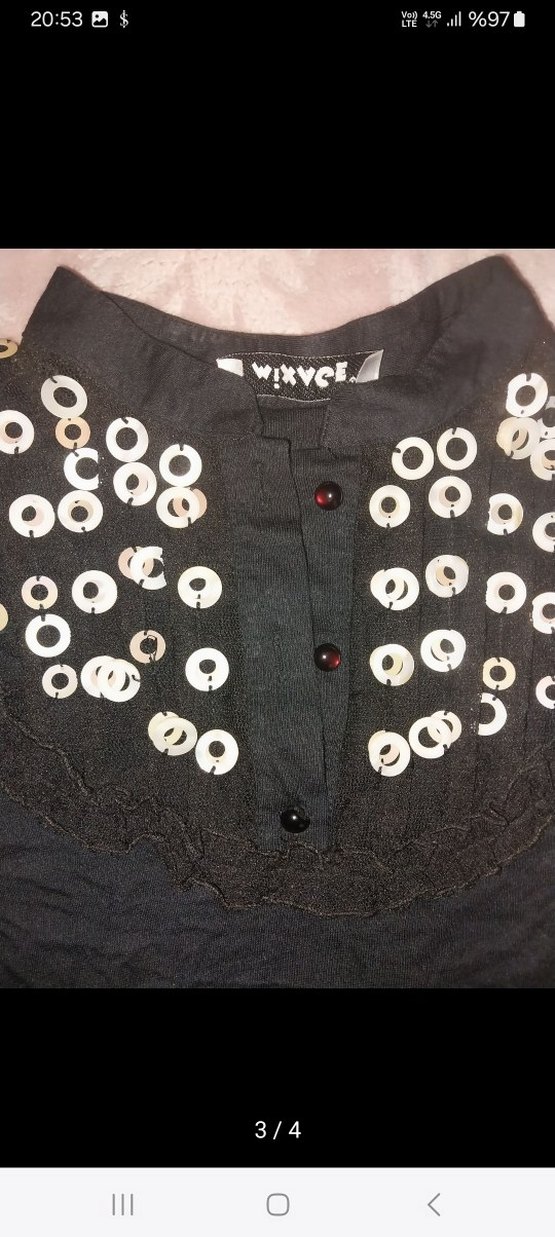 Siyah Düğmeli Kolsuz Gotik Bluz - Görsel 3