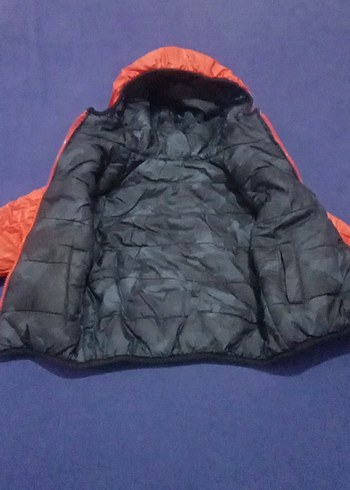 çift taraflı giyilir 

Kamuflaj Desenli Erkek Çocuk Mont - Görsel 4