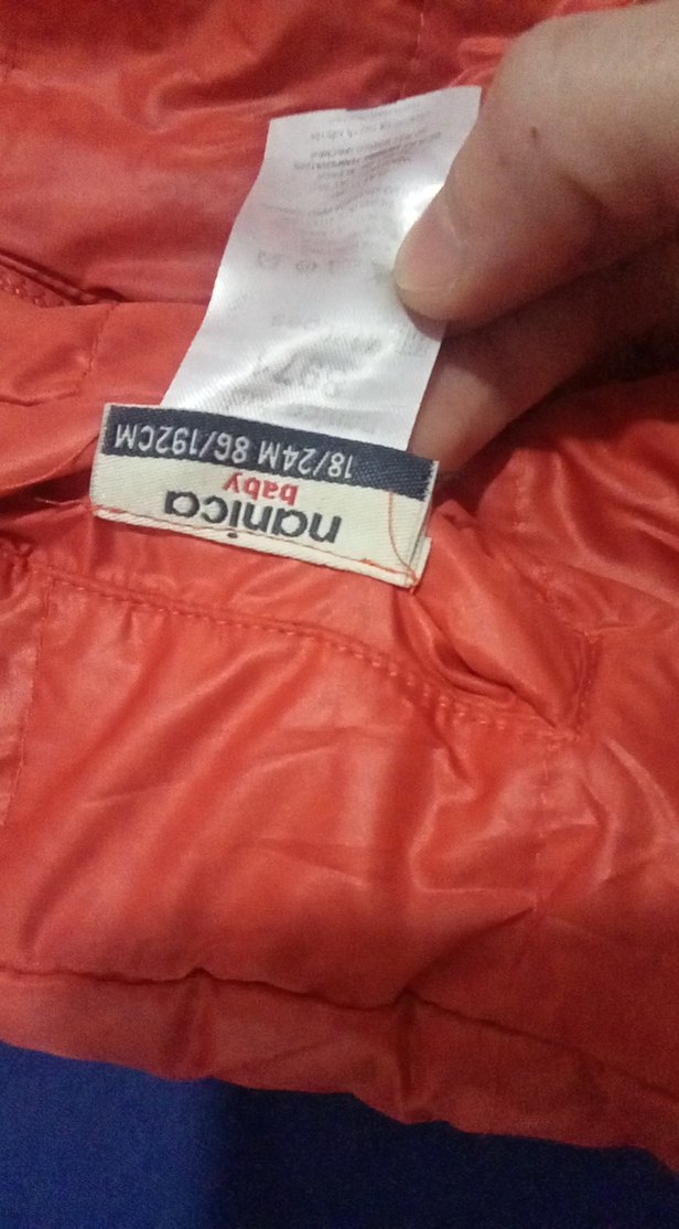 çift taraflı giyilir 

Kamuflaj Desenli Erkek Çocuk Mont - Görsel 3