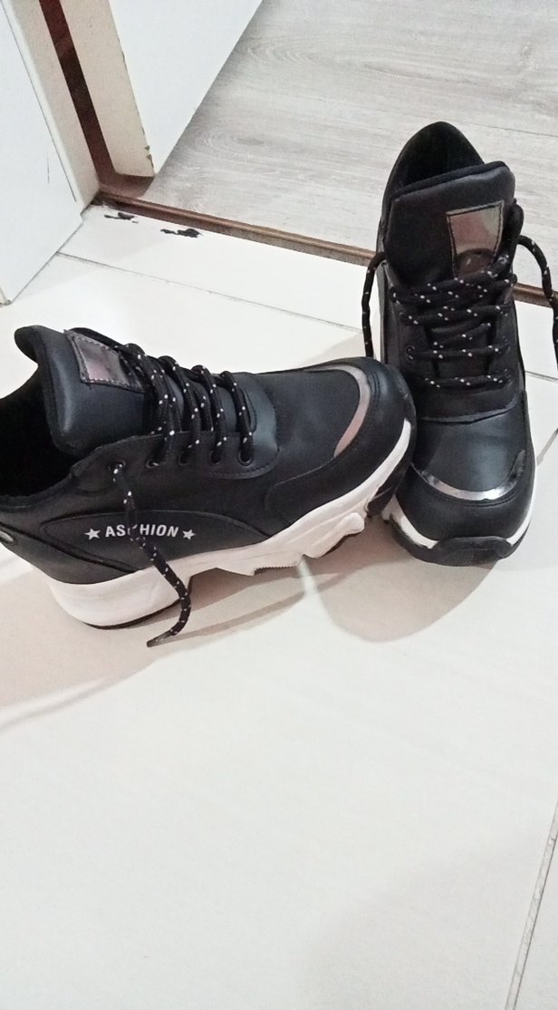 iki kez giyildi Siyah Bağcıklı gizli Topuk Kadın Spor Ayakkabı - Görsel 2