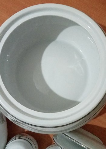 Beyaz ve Gri Desenli Sofra Takımı - Görsel 2