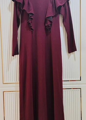 Fırfır detaylı uzun elbise