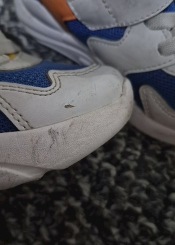 25 Beden Mavi Desenli Erkek Çocuk Spor Ayakkabı