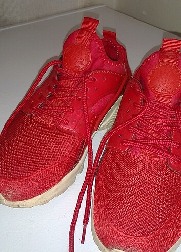 37 Beden kırmızı Renk Nike ayakkabı 