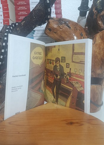 PUUUNG'UN AŞKI Roman Kitabı - Görsel 3