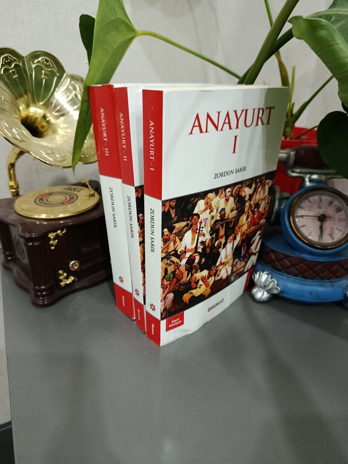 Zordun Sabır'ın Anayurt Roman Serisi - 3 Kitap - Görsel 2