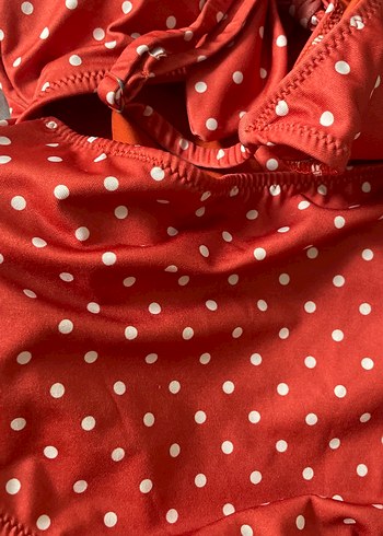 Kırmızı Puantiyeli Kadın Mayo - Görsel 3