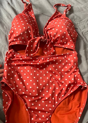 Kırmızı Puantiyeli Kadın Mayo - Görsel 2