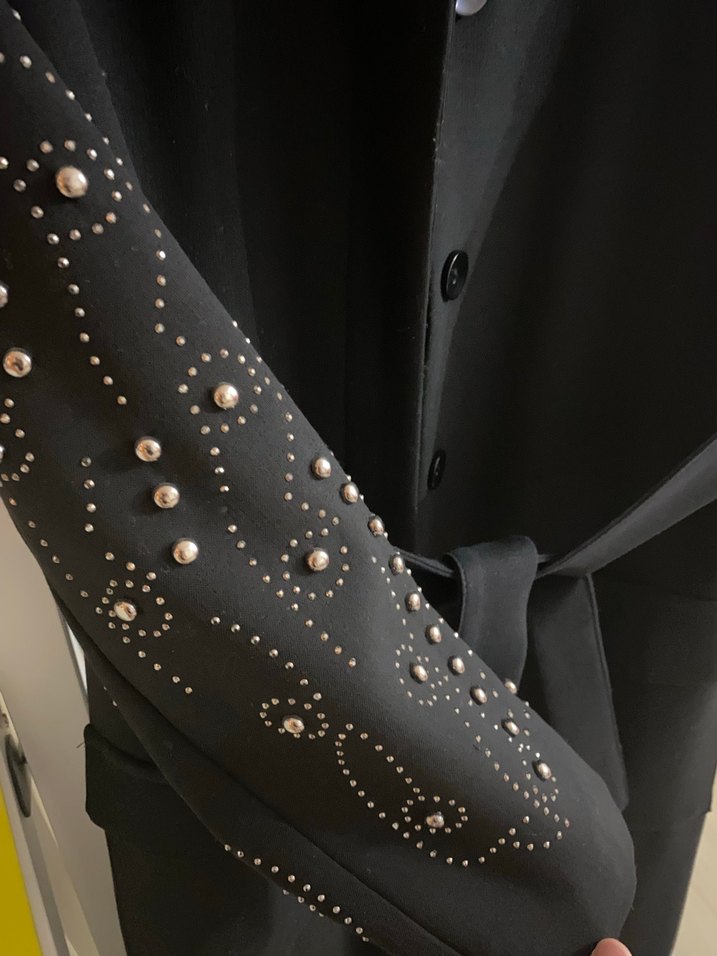 Uzun Siyah Kadın Kemerli Kaban - Görsel 2