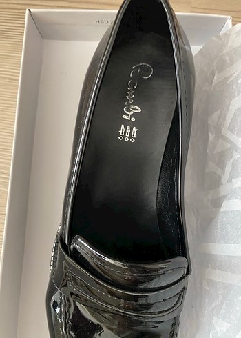 Siyah Parlak Rugan Kadın Loafer - Görsel 2