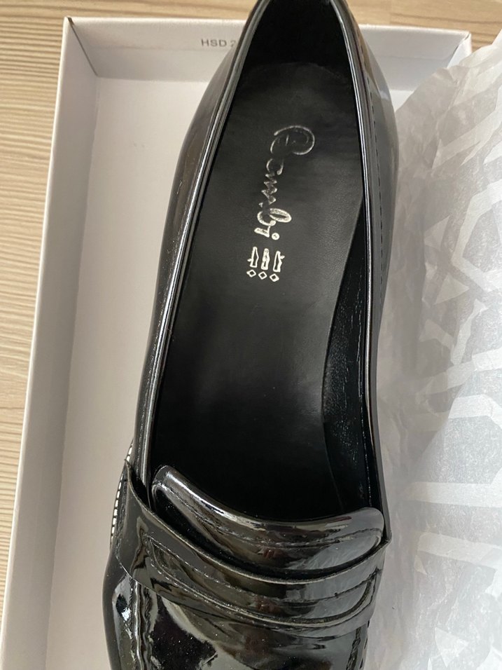 Siyah Parlak Rugan Kadın Loafer - Görsel 2