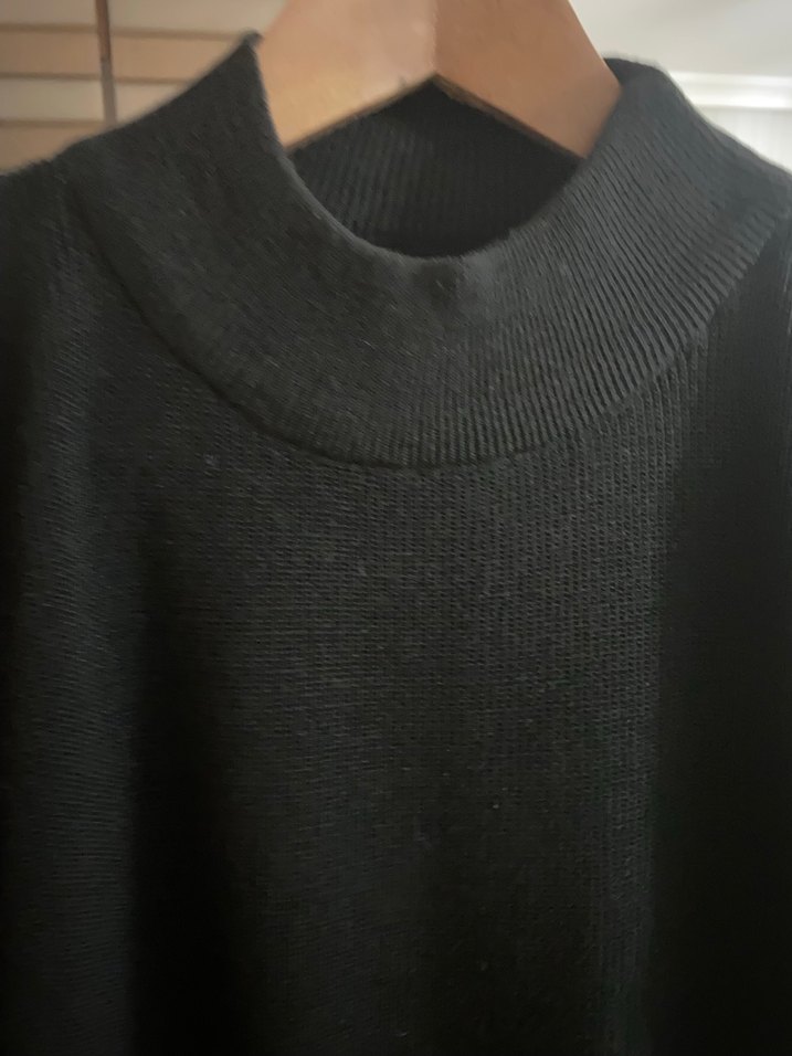 Uzun Kollu Siyah Çizgili Triko Elbise - Görsel 3