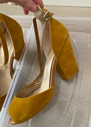 Sarı Süet Dolgu Topuklu Kadın Ayakkabı - Görsel 3