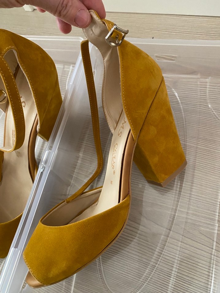 Sarı Süet Dolgu Topuklu Kadın Ayakkabı - Görsel 3