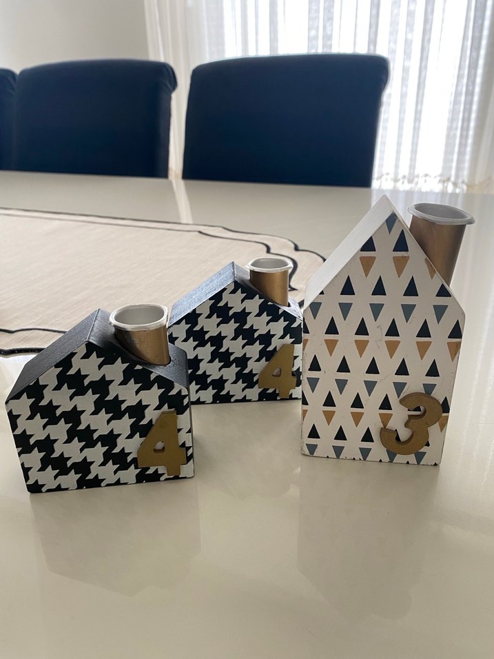 Desenli Ev Şeklinde Mumluk Seti - Görsel 2