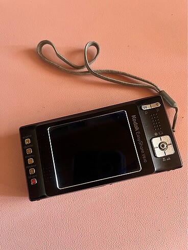 Beden Kodak V610 Vintage ( 6.1MP + Dual Lens + Bluetooth)