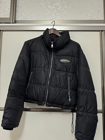 Pull and Bear şişme siyah mont