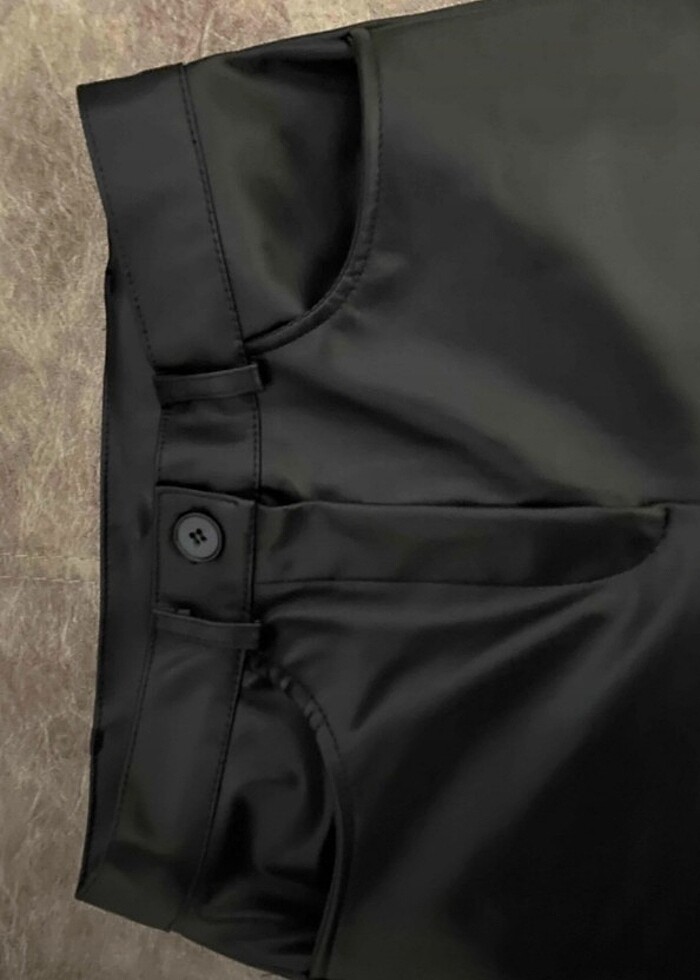 bel lastikli yumuşak vegan deri pantolon - Görsel 3