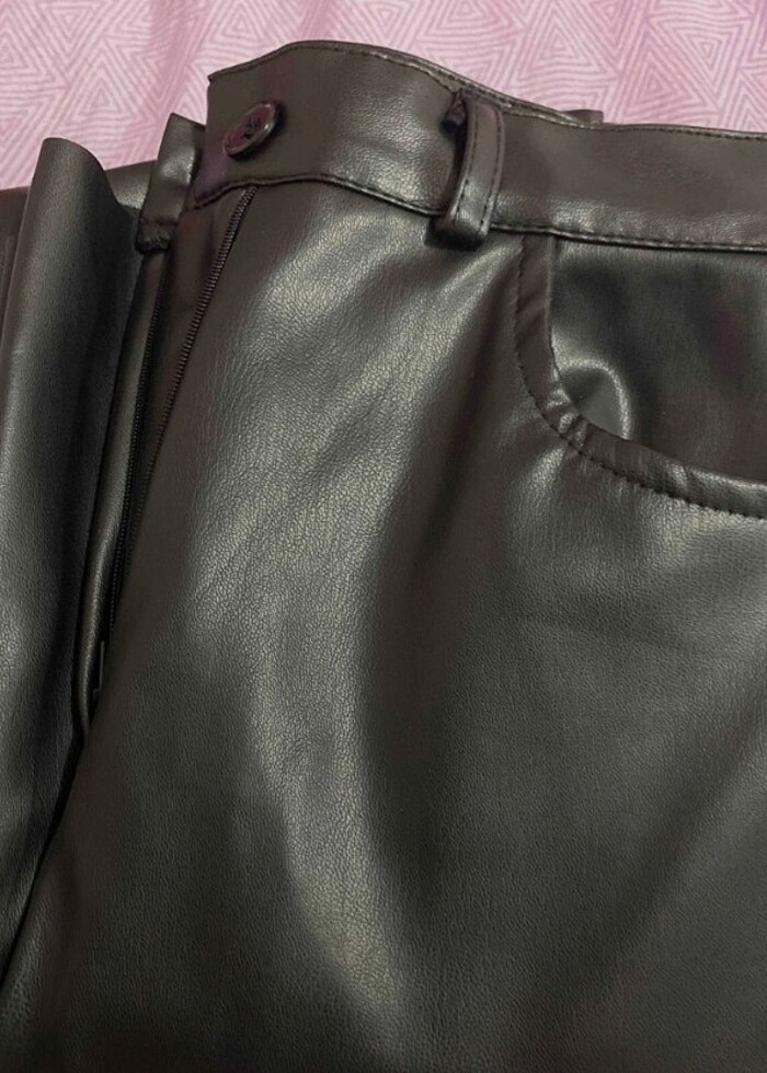 bel lastikli yumuşak vegan deri pantolon - Görsel 2