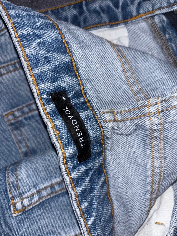 Trendyol Kadın Mavi Denim Jean 42 beden - Görsel 2